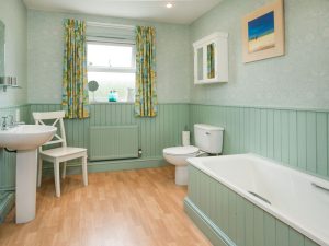Night Fold Bathroom 800