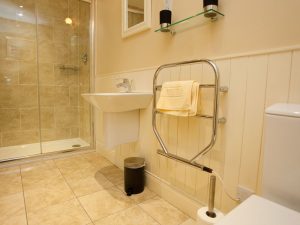 Outer Moss Ensuite 800