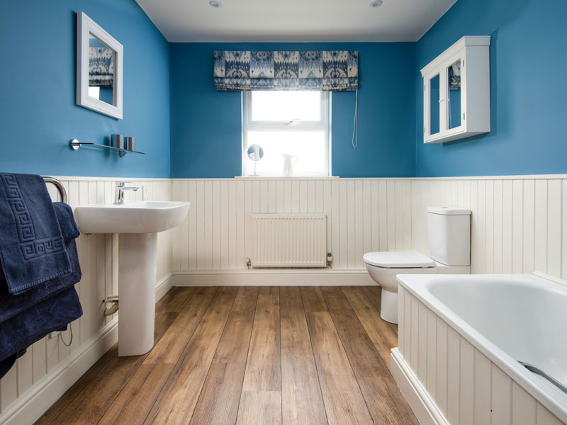 No 7 Coally Law Master Bathroom 1