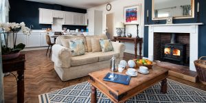 CastleClose - Living Room